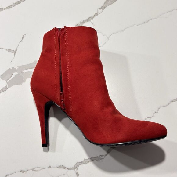 Madden Girl Women’s Sally Red Suede PU Stiletto Booties Ankle Boots Size 7.5 - Picture 3 of 12